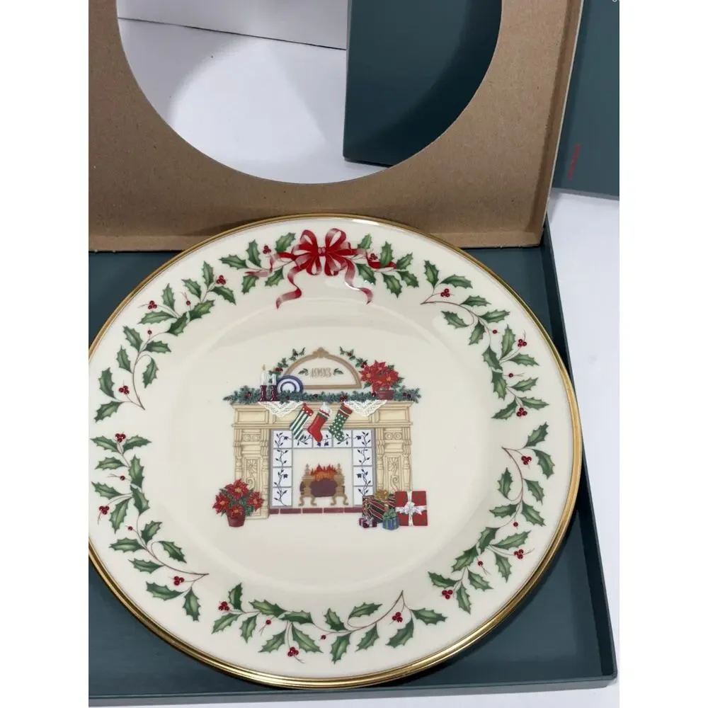 HOLIDAY by Lenox 1993 CHRISTMAS PLATE 10.5